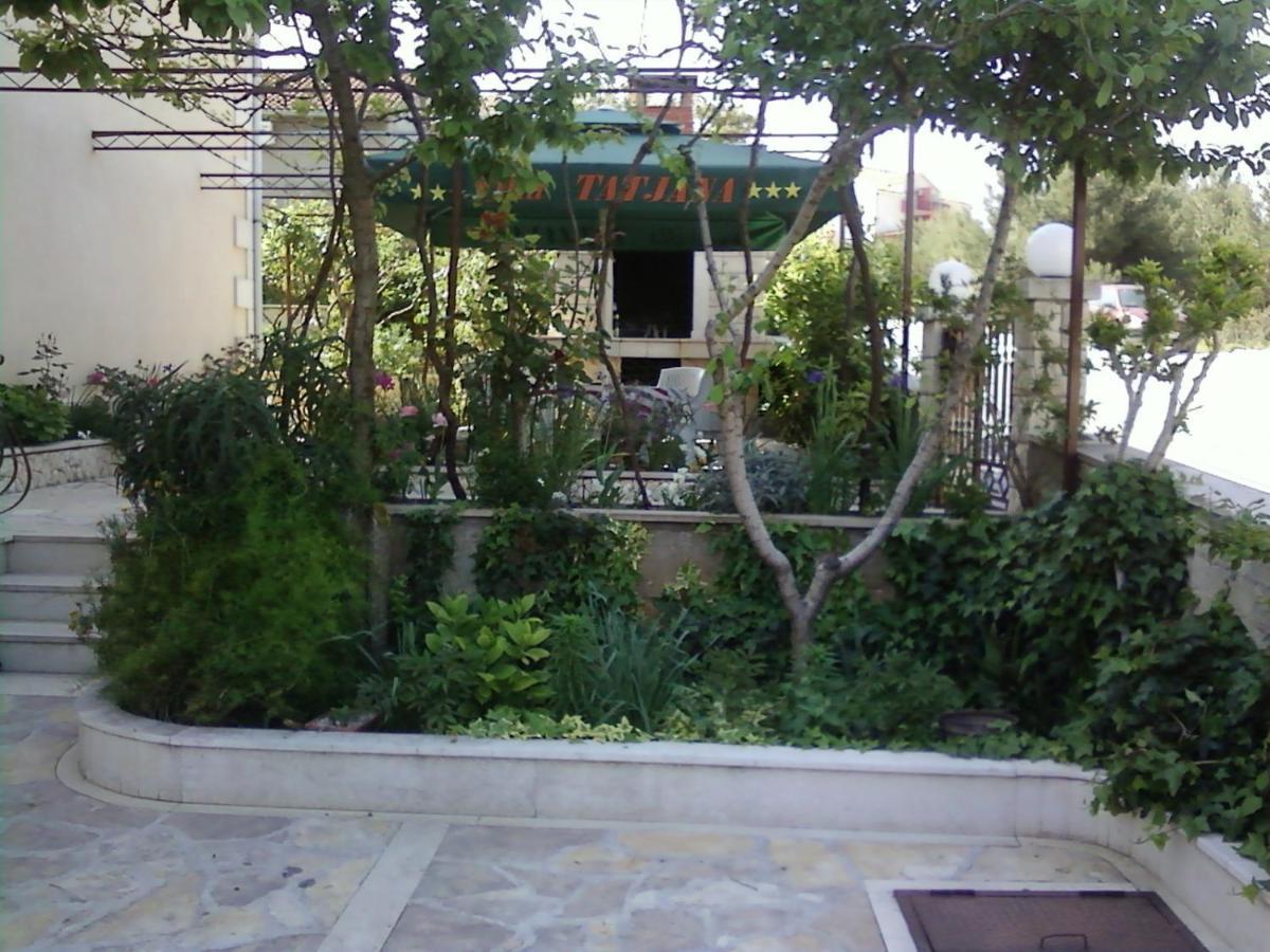 Rooms & Studio Villa Tatjana Supetar Zewnętrze zdjęcie