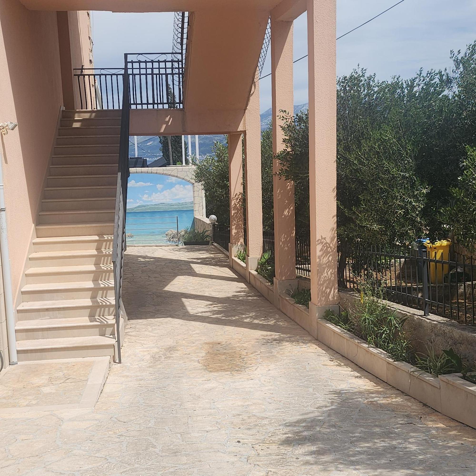 Rooms & Studio Villa Tatjana Supetar Zewnętrze zdjęcie