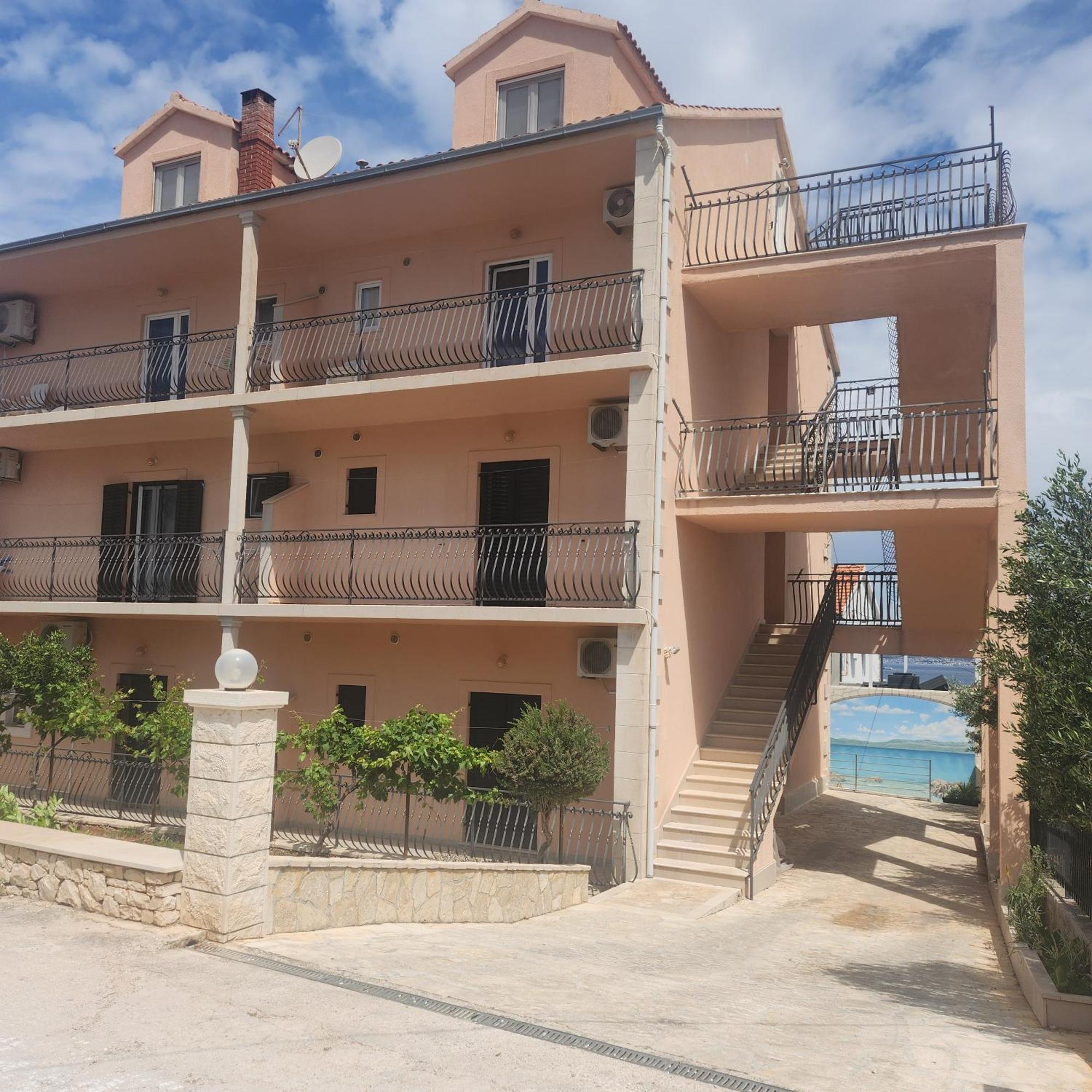 Rooms & Studio Villa Tatjana Supetar Zewnętrze zdjęcie